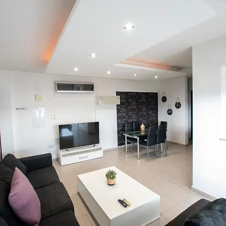 Glabur - The Amazing 2 Bdr - City, Free Parking & Wifi Apartment